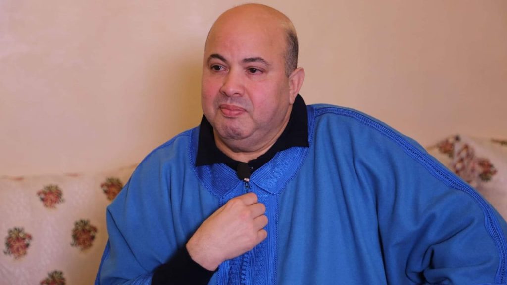 Hajib anuncia su salida de “Annajm Chaabi” y habla sobre el programa