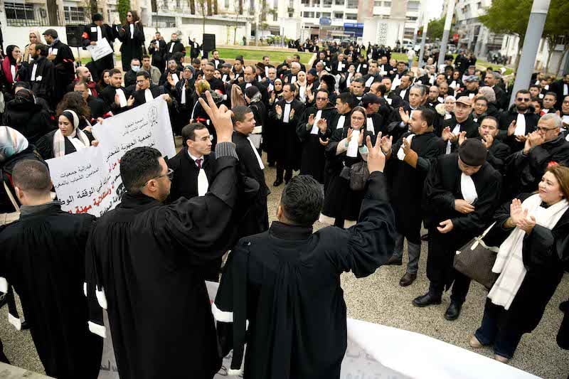Los decanos de abogados en Marruecos amenazan con dimisiones colectivas