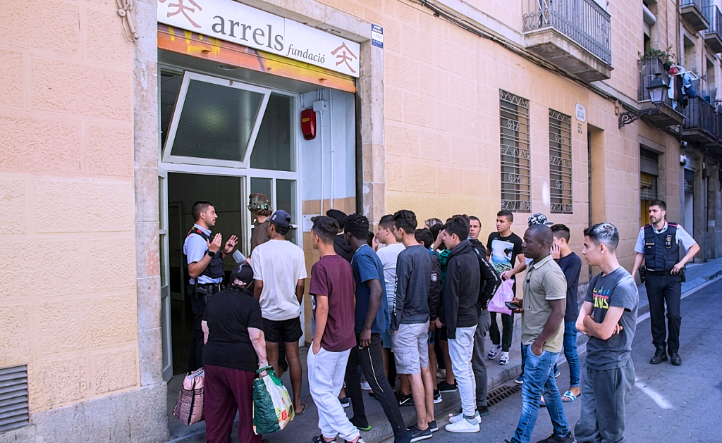 Más de 63.000 marroquíes regularizan su situación en España mediante el Arraigo