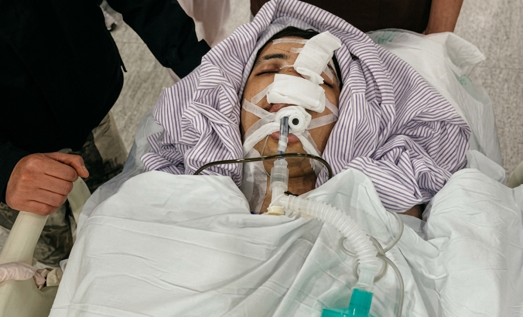 Familia de estudiante marroquí hospitalizado en China pide ayuda para continuar su tratamiento