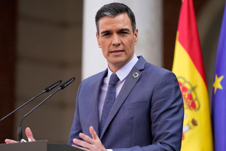 Sánchez agradece la cooperación de Marruecos y califica la ola migratoria hacia Ceuta como un «ataque» contra España